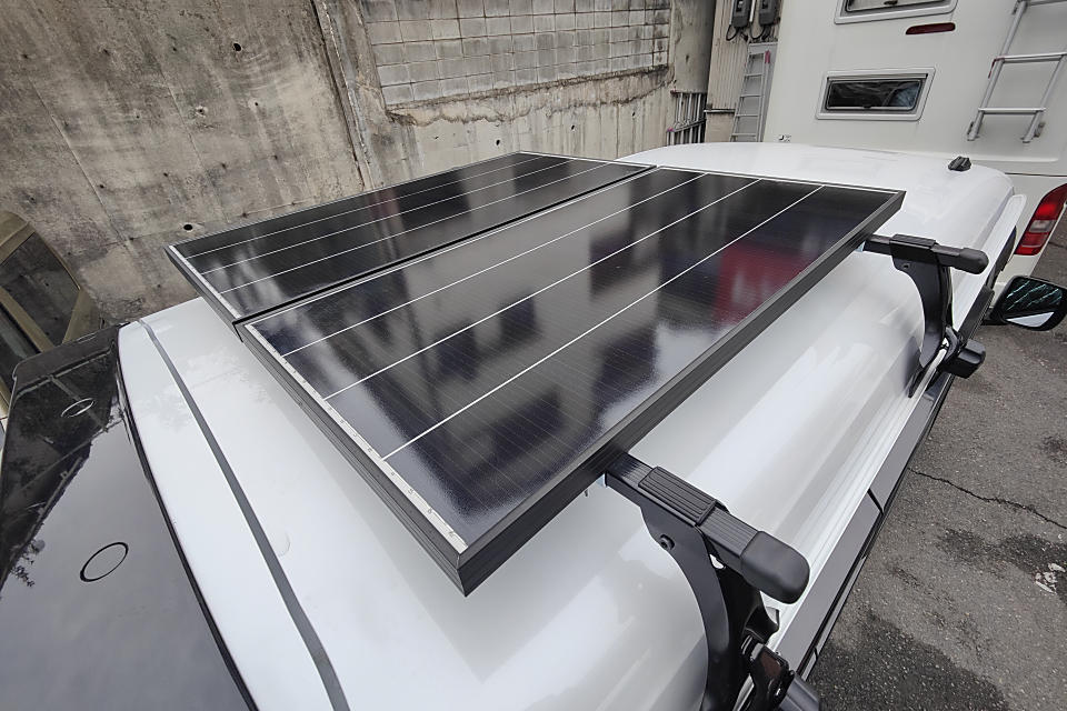 200Wソーラーパネル